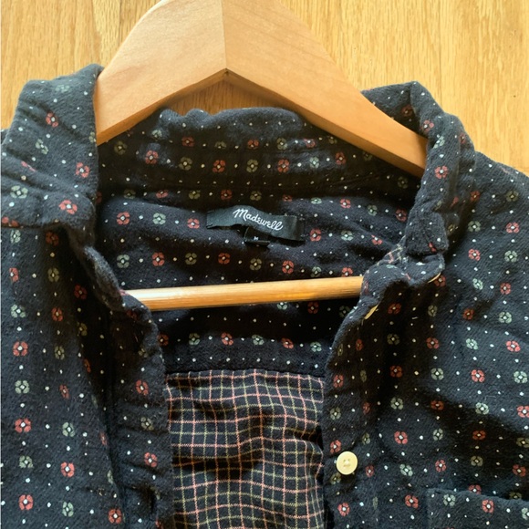 Madewell // Oversized Ex-Boyfriend Shirt in Mayfair Foulard - Picture 5 of 10